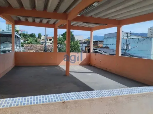 Imagem 3: Casa Padrão a Venda em Rio de Janeiro