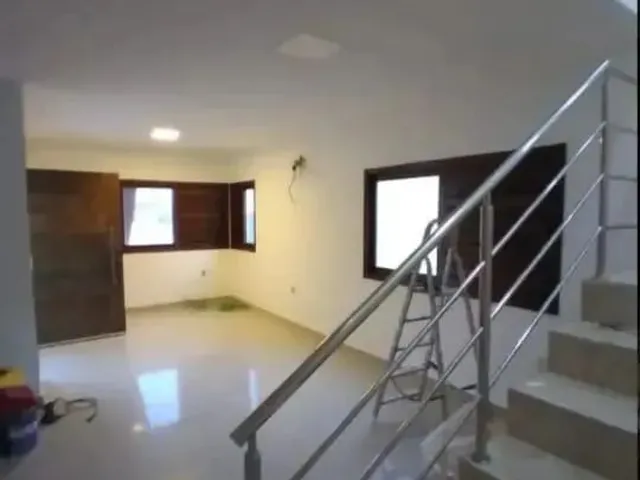 Imagem 9: Casa de Alto Padrão com 4 Suítes e Lazer Completo