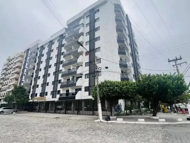 Imagem: O apartamento possui 3 Dormitórios, 1 Suíte, 1 Banheiro,