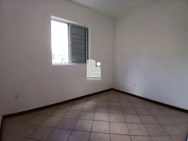 Imagem 12: Apartamento, Carvoeira, 02 Dormitórios, 01 Vaga