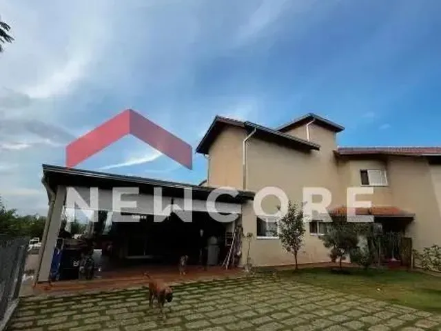 Imagem: Casa de Condomínio em Rua Cyro de Andrade