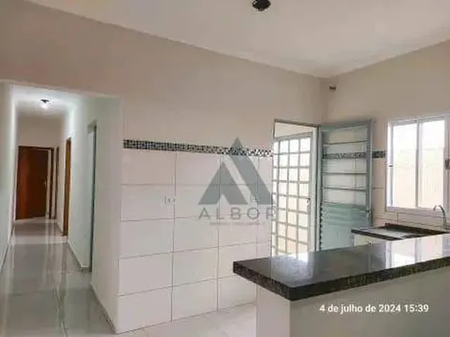 Imagem: Casa com 3 Quartos À Venda, por R$ 500.000
