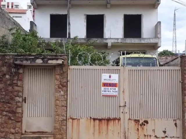 Imagem 1: Sobrado em Construção Ótima Localização