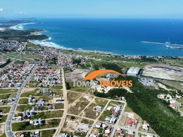 Imagem 12: Ampla Casa com Terreno de 900 M² Próxima À Lagoa - Campestre, Imbituba / Sc