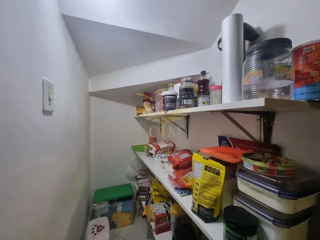 Imagem 8: Casa Duplex de 5 Quartos Sendo 4 Suítes em 235M² e 4 Vagas de Garagem em Burraquinho