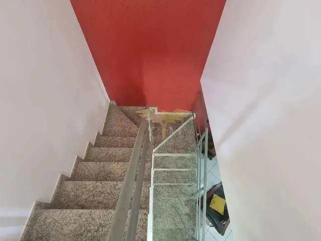 Imagem 5: Casa Duplex de 5 Quartos Sendo 4 Suítes em 235M² e 4 Vagas de Garagem em Burraquinho