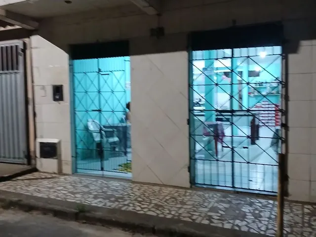 Imagem 2: Ponto Comercial Casa com 1 dormitório