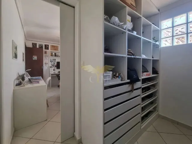 Imagem 8: Casa Duplex de 5 Quartos Sendo 4 Suítes em 235M² e 4 Vagas de Garagem em Burraquinho