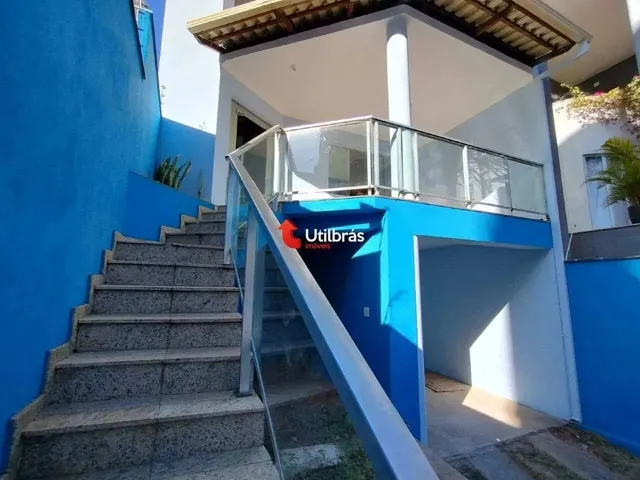 Imagem: Casa À Venda, 3 Quartos, 1 Suíte, 2 Vagas