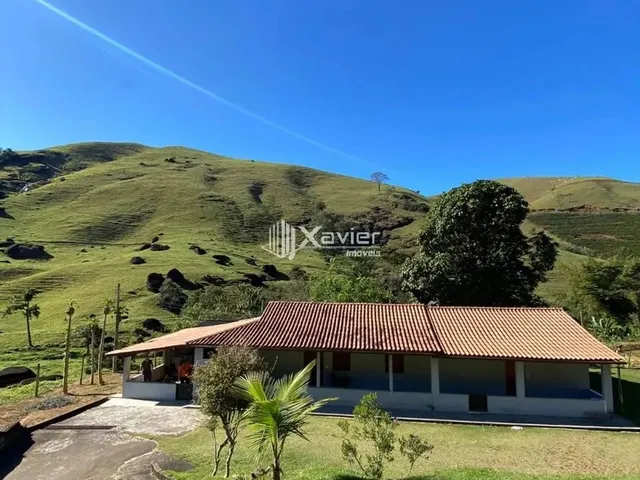 Imagem 3: Chácara com 8.462 M² em Alfredo Chaves/Es - Casa Ampla, Rio, Nascentes, Pomar e Lagoa