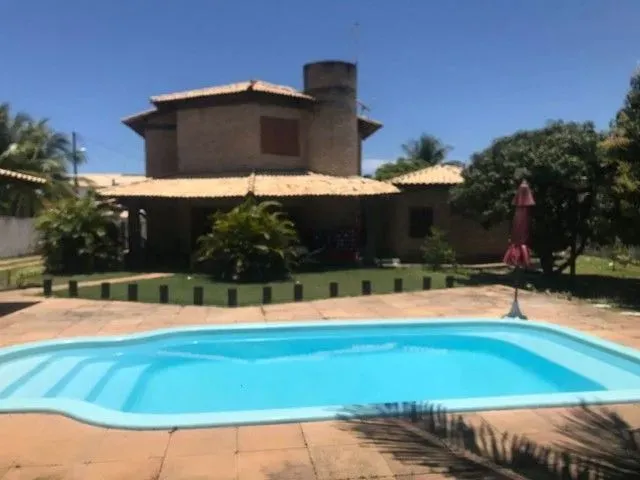 Imagem: Casa com 4 Dormitórios À Venda, 240 M²