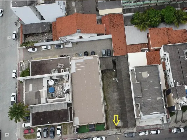 Imagem 9: Terreno no Centro Proximo a Praia