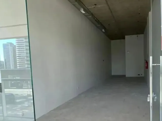 Imagem 3: Lolá Comercial Galpão / depósito com venda por R$1.350.000