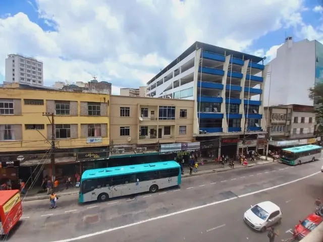 Imagem 8: Apartamento de Frente com Ótima Localização, Elevador e Total Comodidade no Dia a Dia
