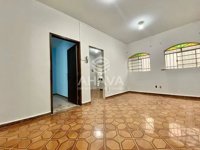 Imagem: Linda Casa para Locação! 2 Quartos - 1