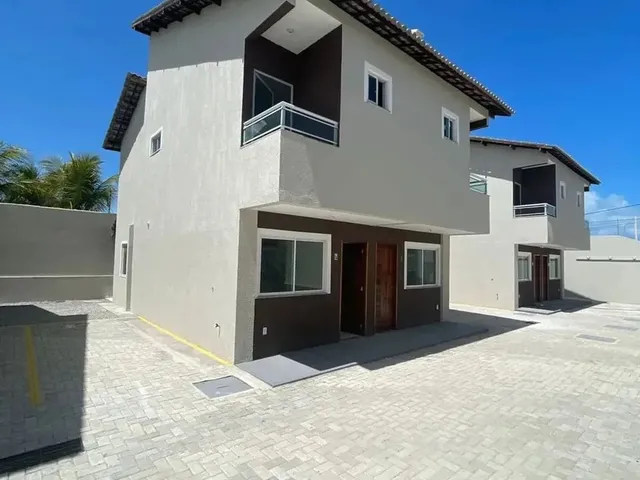 Imagem: A casa em condomínio possui 2 Dormitórios, 2 Suítes, 3