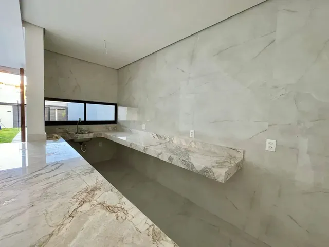Imagem 9: Casas em Rua Privativa no Eusébio com 4 Suítes Sendo 1 Master com Closet no Van Go