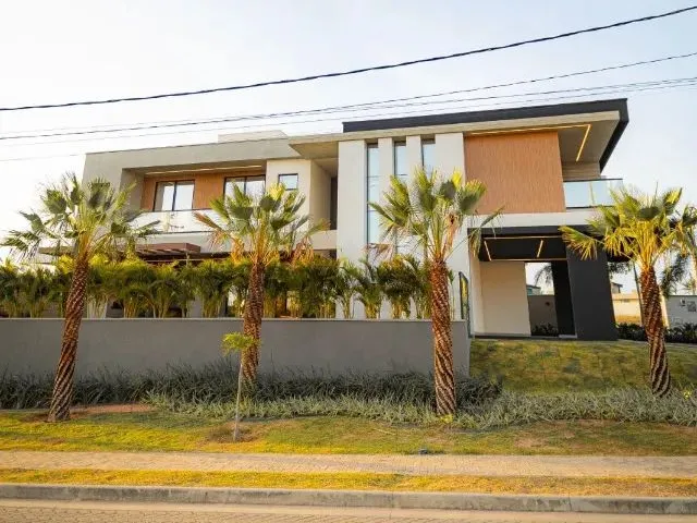 Imagem: Casa Duplex com Cinco Suítes Cidade Alpha