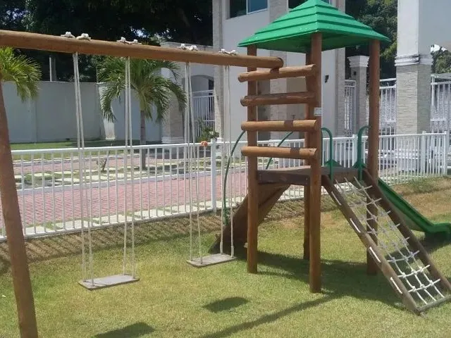 Imagem: Casa Duplex com Três Suítes no Eusébio