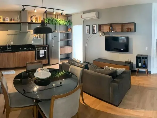 Imagem: Vendo Casa com 03 Quartos e Porteira Fechada
