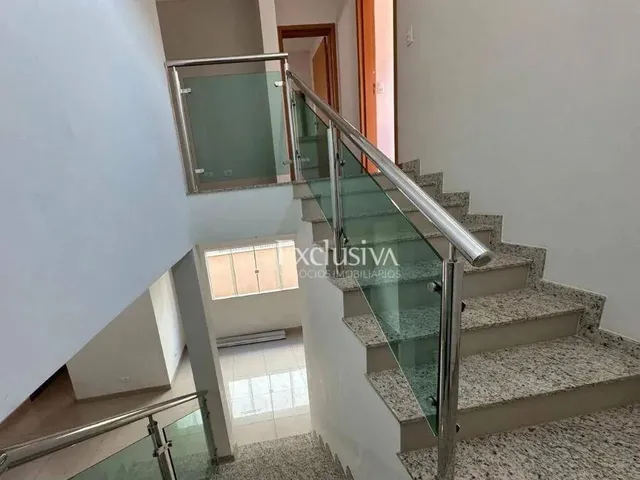 Imagem 5: Sobrado com 3 Dormitórios para Alugar, 201 M² - Condomínio Ouro Verde, Centro
