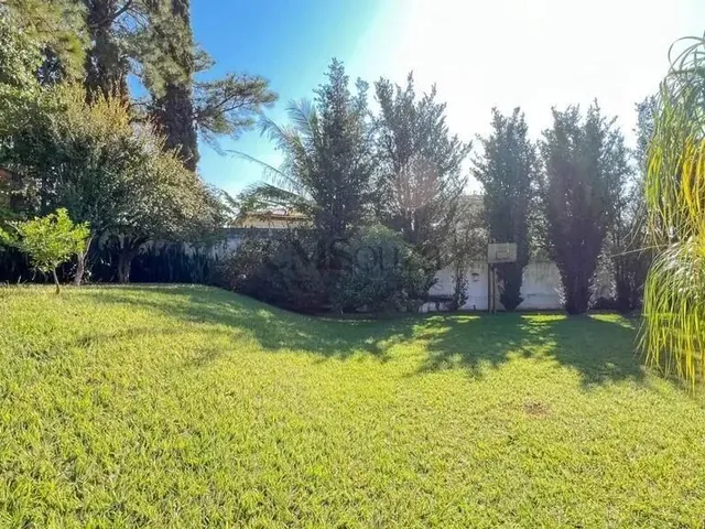Imagem 4: Casa Residencial/Comercial para Alugar no Jd. Bela Suíça 4 Dormitórios (3 Suítes)
