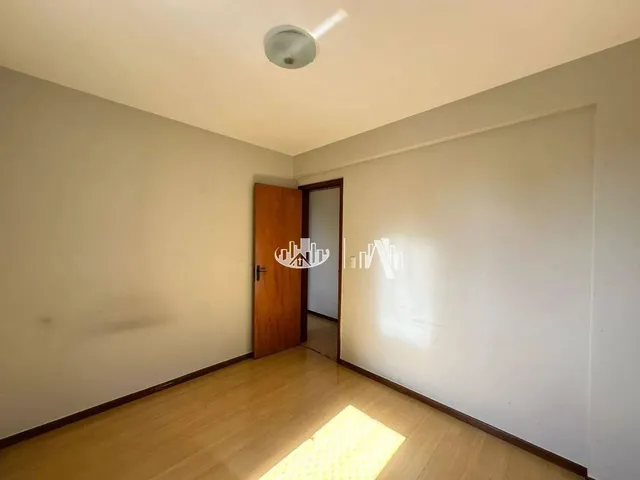 Imagem 9: Apartamento no Edif. Valter Pruner com 3 Quartos para Alugar, 75 M² por R$ 2.450/Mês