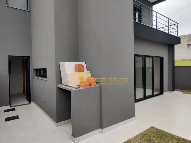 Imagem 15: Casa com 3 Suites e 250M² para Aluguel