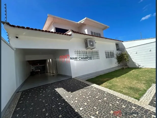 Imagem: Sobrado À Venda com 290M² com 5 Quartos