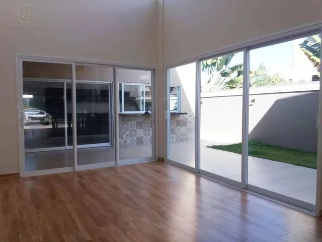 Imagem 3: Casa À Venda e para Alugar em Londrina, Esperança, com 6 Quartos, com 330 M²