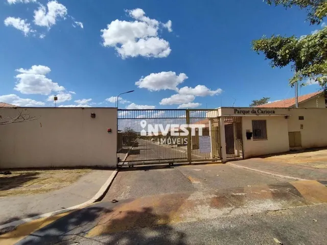 Imagem: Casa com 3 Dormitórios para Alugar - Residencial