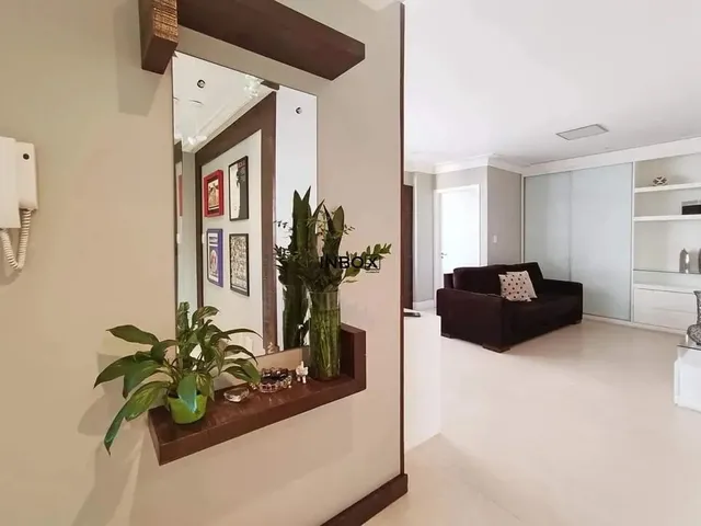 Imagem 2: Amplo Apartamento Mobiliado de Dois Dormitórios Sendo Uma Suíte