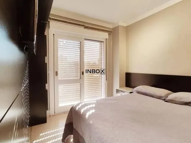 Imagem 12: Amplo Apartamento Mobiliado de Dois Dormitórios Sendo Uma Suíte