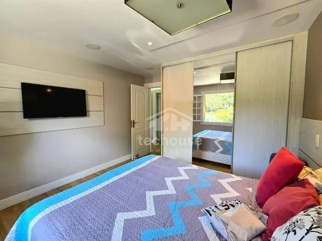 Imagem 7: Casa no Lago do Comary, 4 Dormitórios, Lazer Próprio com Academia, Vista Deslumbrante