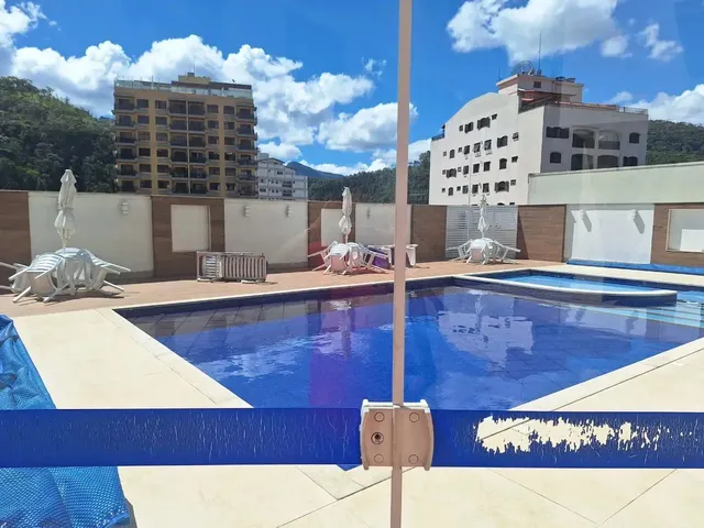 Imagem 1: Várzea - Sala Ampla - 3 Quartos (Sendo 1 Suíte) - Varanda - Frente Rua - 2 Vaga Carro