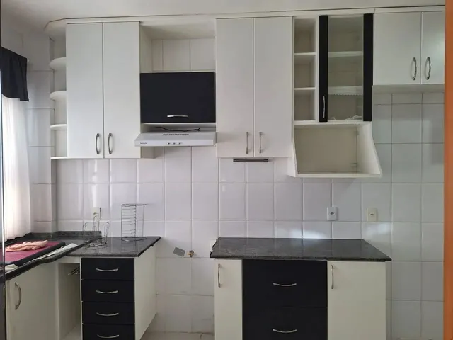 Imagem 11: Várzea - Sala Ampla - 3 Quartos (Sendo 1 Suíte) - Varanda - Frente Rua - 2 Vaga Carro