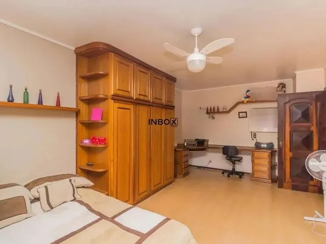 Imagem 16: Ampla Casa com 3 Dormitórios e Suíte e 2 Vagas