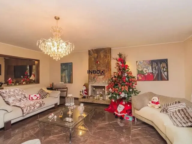Imagem 8: Ampla Casa com 3 Dormitórios e Suíte e 2 Vagas