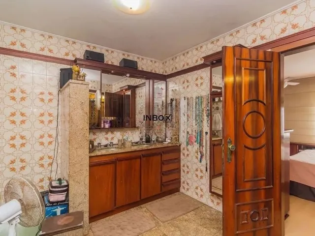 Imagem 14: Ampla Casa com 3 Dormitórios e Suíte e 2 Vagas