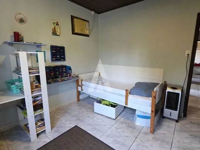 Imagem 4: Casa Plana com 1 Suíte e 2 Quartos À Venda no Bairro Vila Nova em Joinville-Sc Por