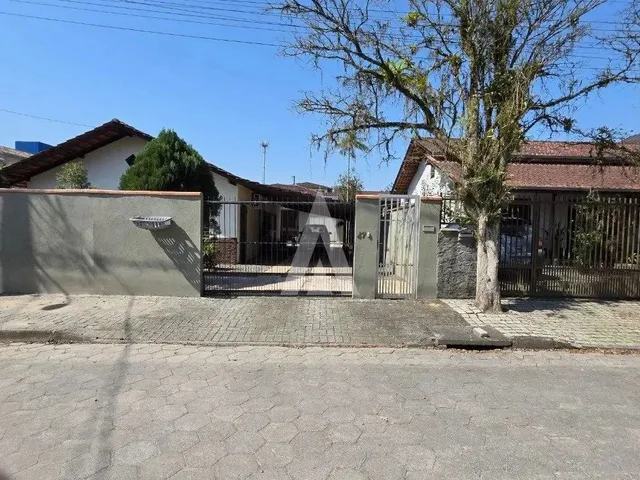 Imagem 9: Casa Plana com 1 Suíte e 2 Quartos À Venda no Bairro Vila Nova em Joinville-Sc Por