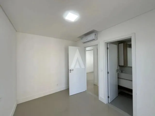 Imagem 3: Apartamento com 1 Suíte e 2 Quartos À Venda no Bairro Glória em Joinville-Sc De