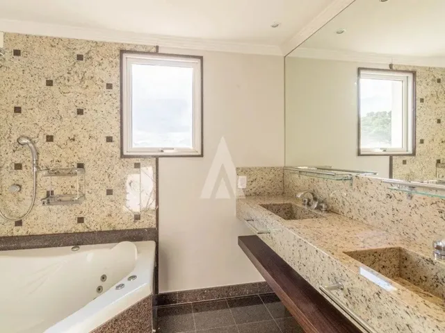 Imagem 8: Cobertura Duplex com 2 Suíte(S) Mais 2 Quarto(S) À Venda no Bairro Centro em Joinville