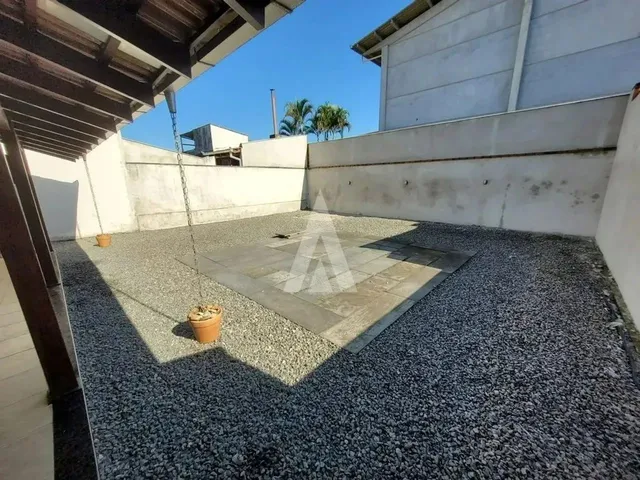 Imagem 12: Sobrado com 1 Suíte(S) Mais 2 Quarto(S) À Venda no Bairro Jardim Sofia em Joinville, De