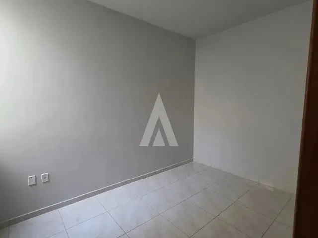 Imagem 2: Ótima Casa Geminada com 2 Quartos À Venda no Bairro Aventureiro em Joinville - Sc Por