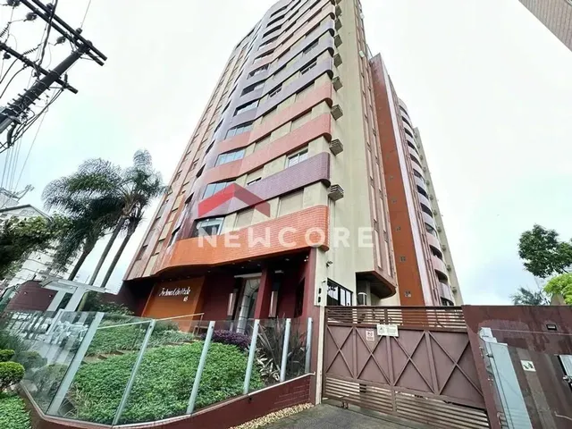 Imagem: O apartamento possui 3 Dormitórios, 1 Suíte, 3 Banheiros,