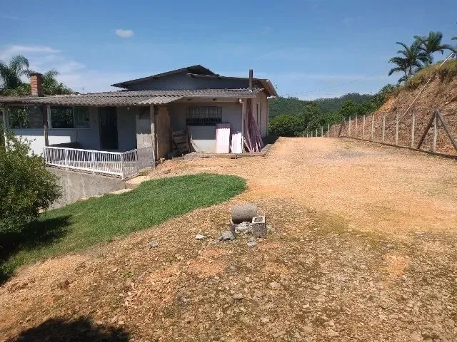Imagem 3: Vende Se. Churrasqueira, Varanda, 120m² de Áreae1 Vaga na garagem