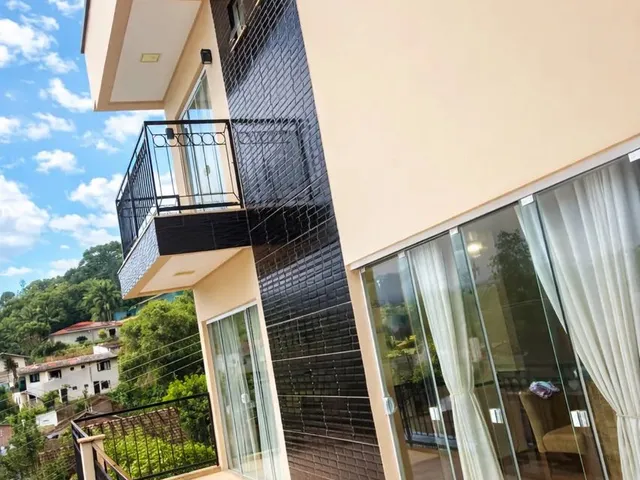 Imagem: Casa Abaixo da Avaliação