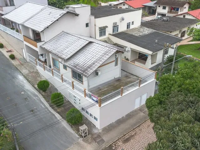 Imagem 14: Casa Nova, 2 Quartso, Area de Festas, Local Privilegiado pela Paisagem, Tranqulidade e a 5