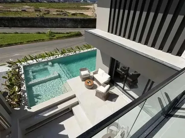 Imagem: A casa possui 4 Dormitórios, 4 Suítes, 5 Banheiros, 4